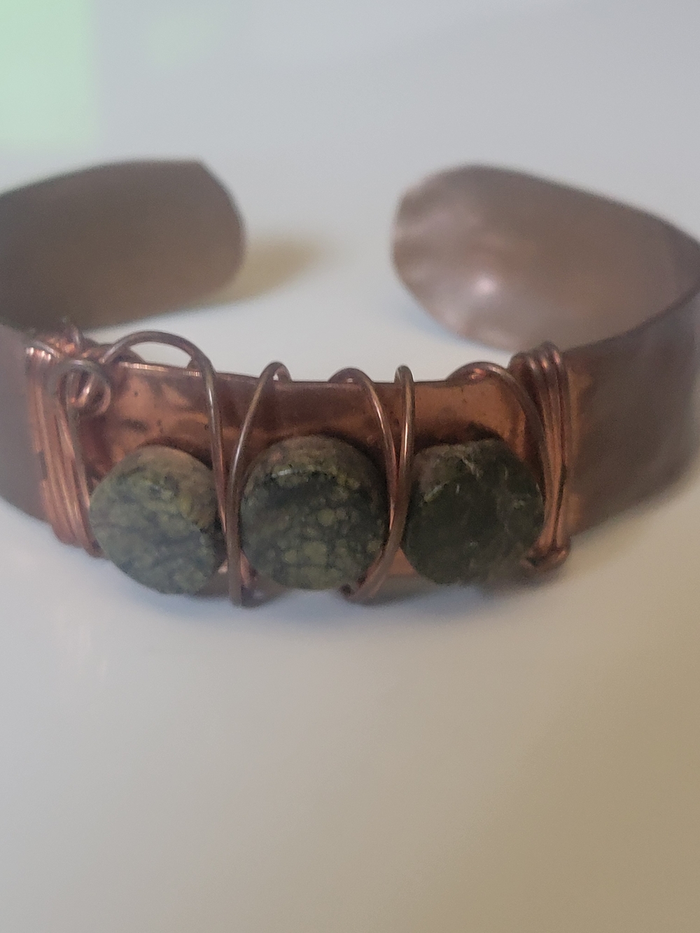Vintage Handcrafted Copper Cuff Bracelet with Jade Stones - Picture 2 of 4